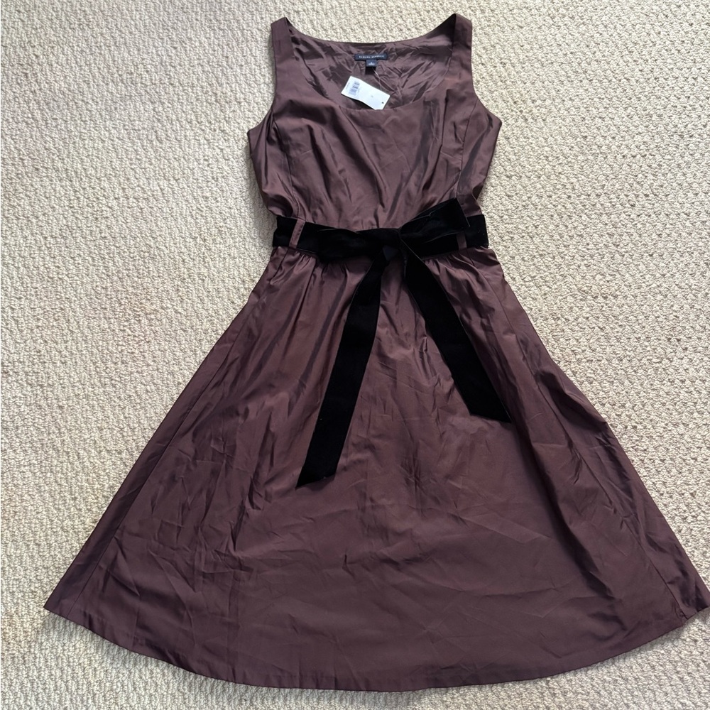 NWT Banana Republic Chocolate Dress with Black Velvet Ribbon Belt